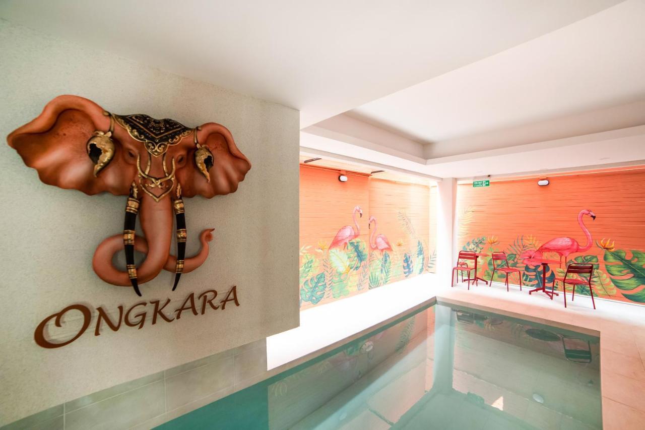 Ongkara Near Bts Thonglor Hotel Bangkok Exterior foto